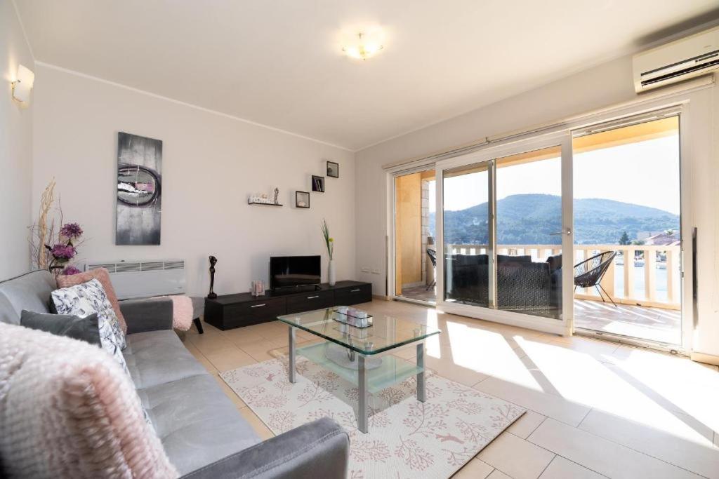 Apartments Dea Caeli Vela Luka Dış mekan fotoğraf